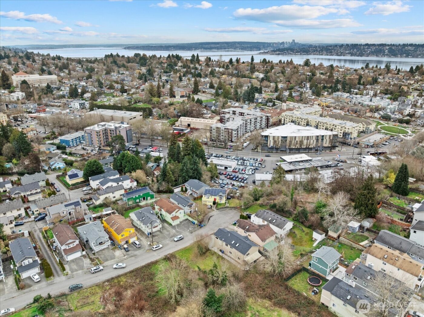 3001 S Charlestown Street , Seattle, WA 98144