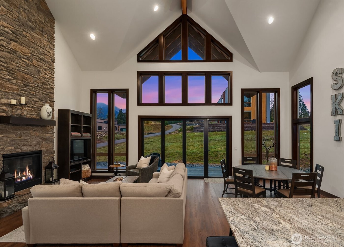 126 Burl Lane , Packwood, WA 98361