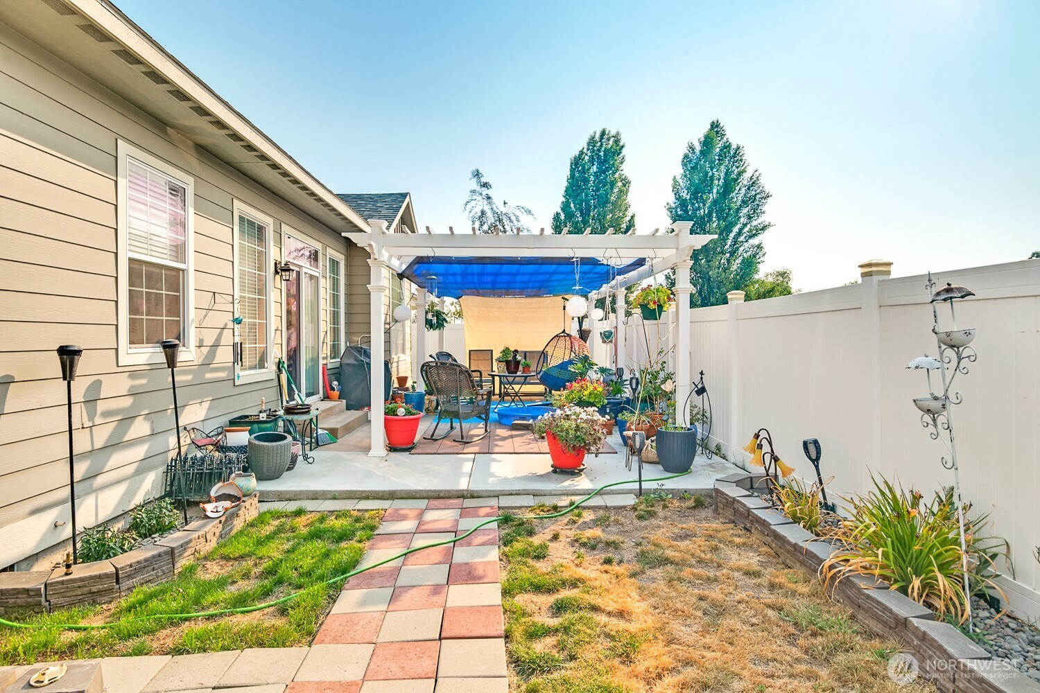 600 N Bluff West Drive , Moses Lake, WA 98837