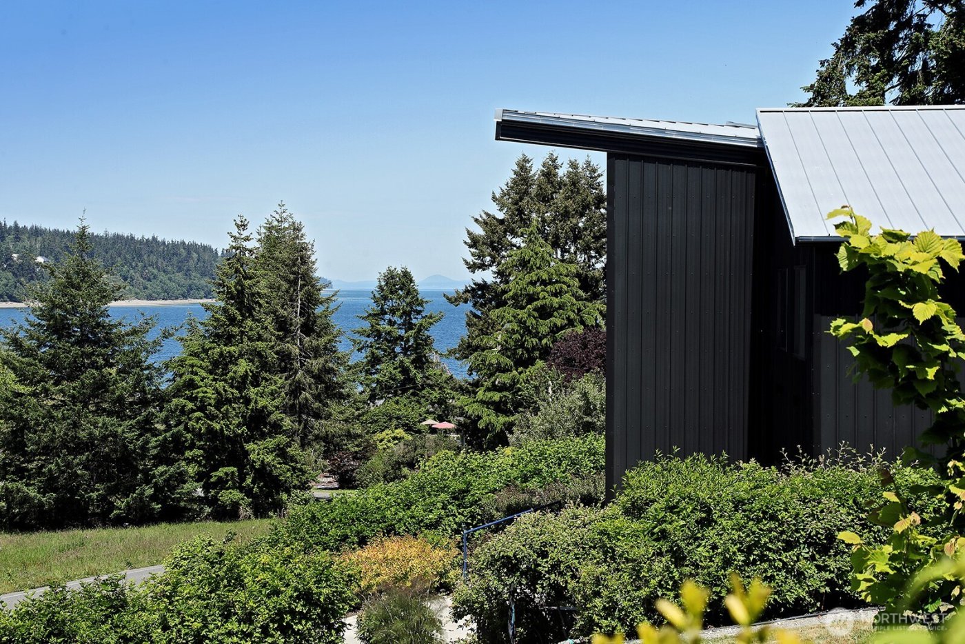 1649 Stewart Road , Freeland, WA 98249