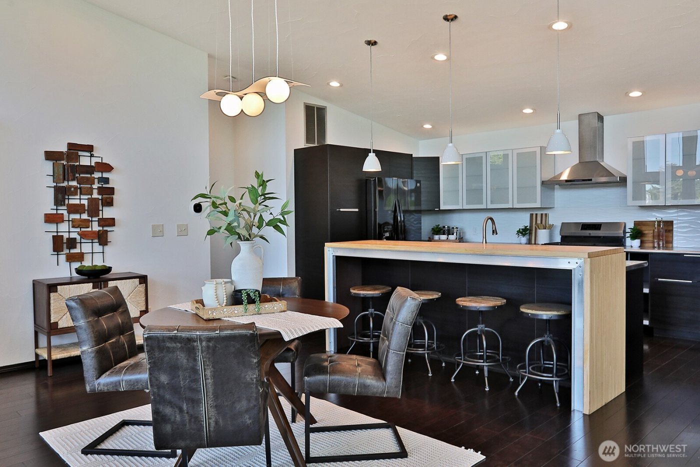 1649 Stewart Road , Freeland, WA 98249