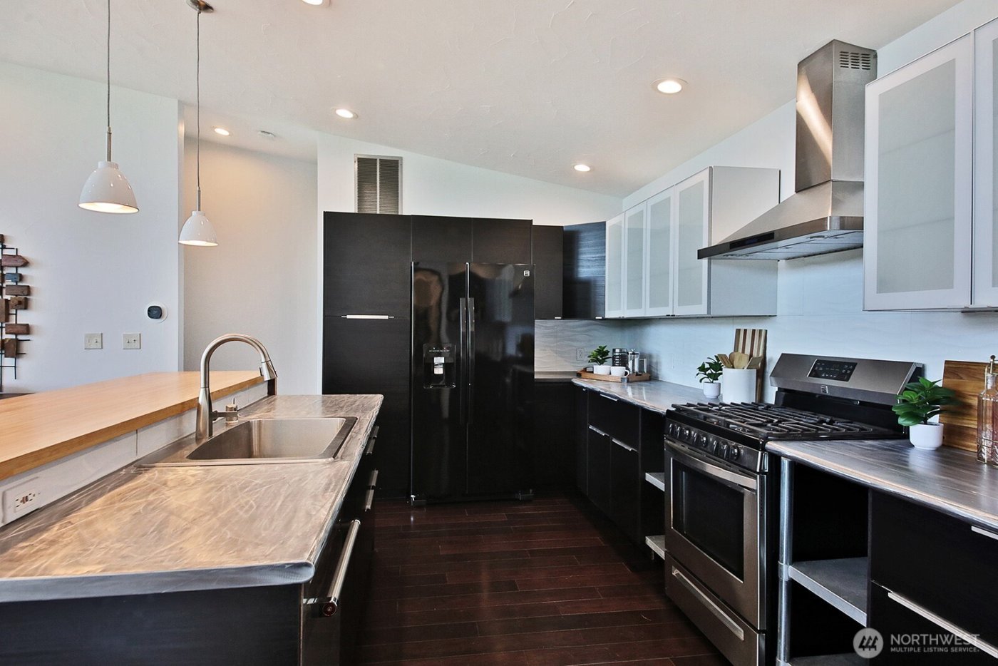 1649 Stewart Road , Freeland, WA 98249