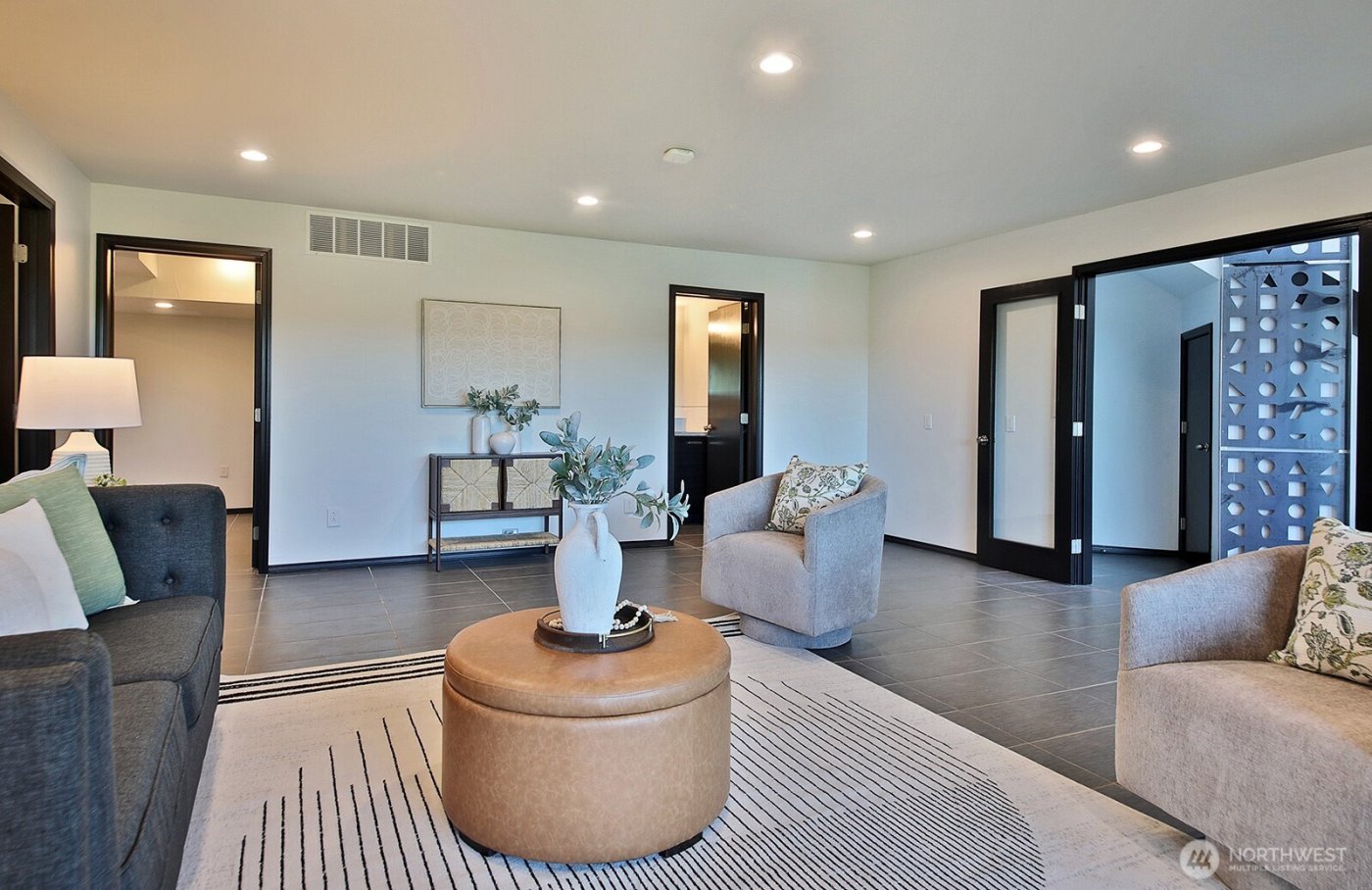 1649 Stewart Road , Freeland, WA 98249