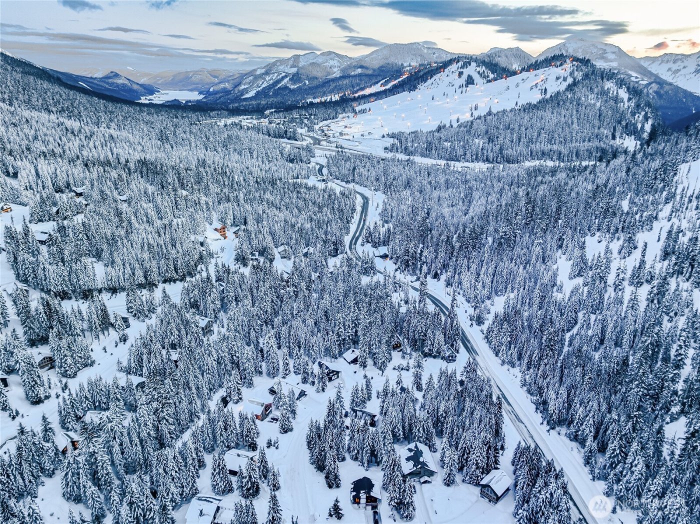 27 Alpental Strasse , Snoqualmie Pass, WA 98068