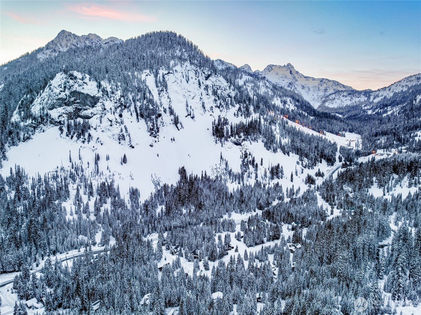 27 Alpental Strasse , Snoqualmie Pass, WA 98068