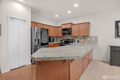 8612 11th Place SE, Lake Stevens, WA 98258 - Photo 3