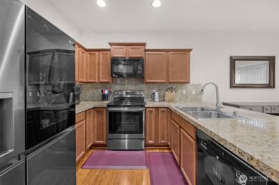 8612 11th Place SE, Lake Stevens, WA 98258 - Photo 4