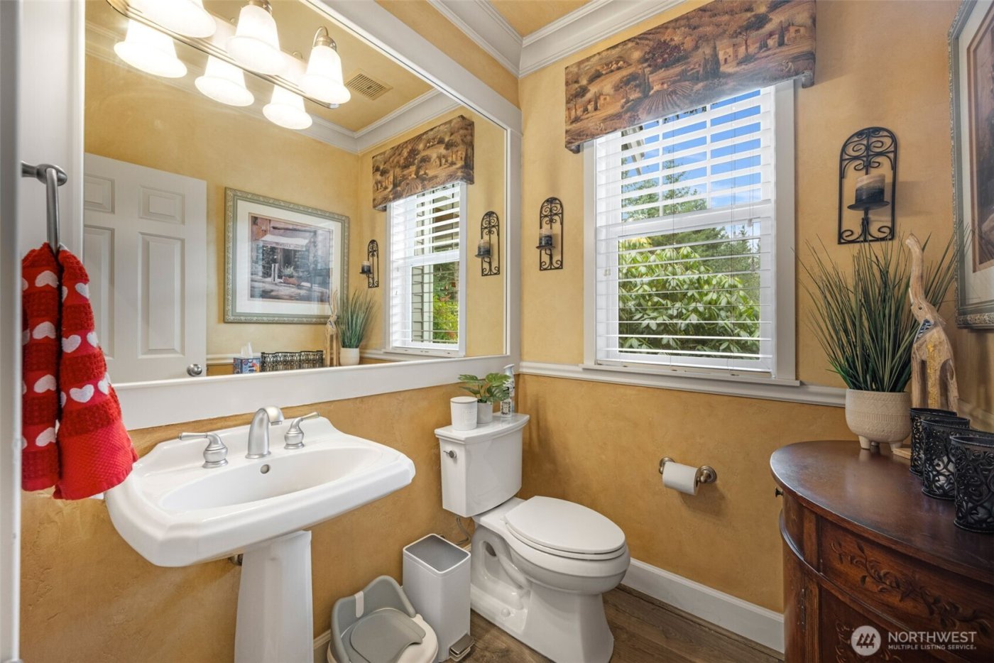 27565 265th Court SE, Ravensdale, WA 98051-8209