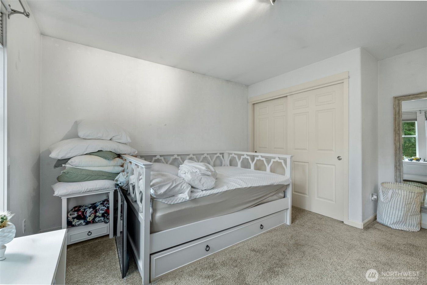 27565 265th Court SE, Ravensdale, WA 98051-8209