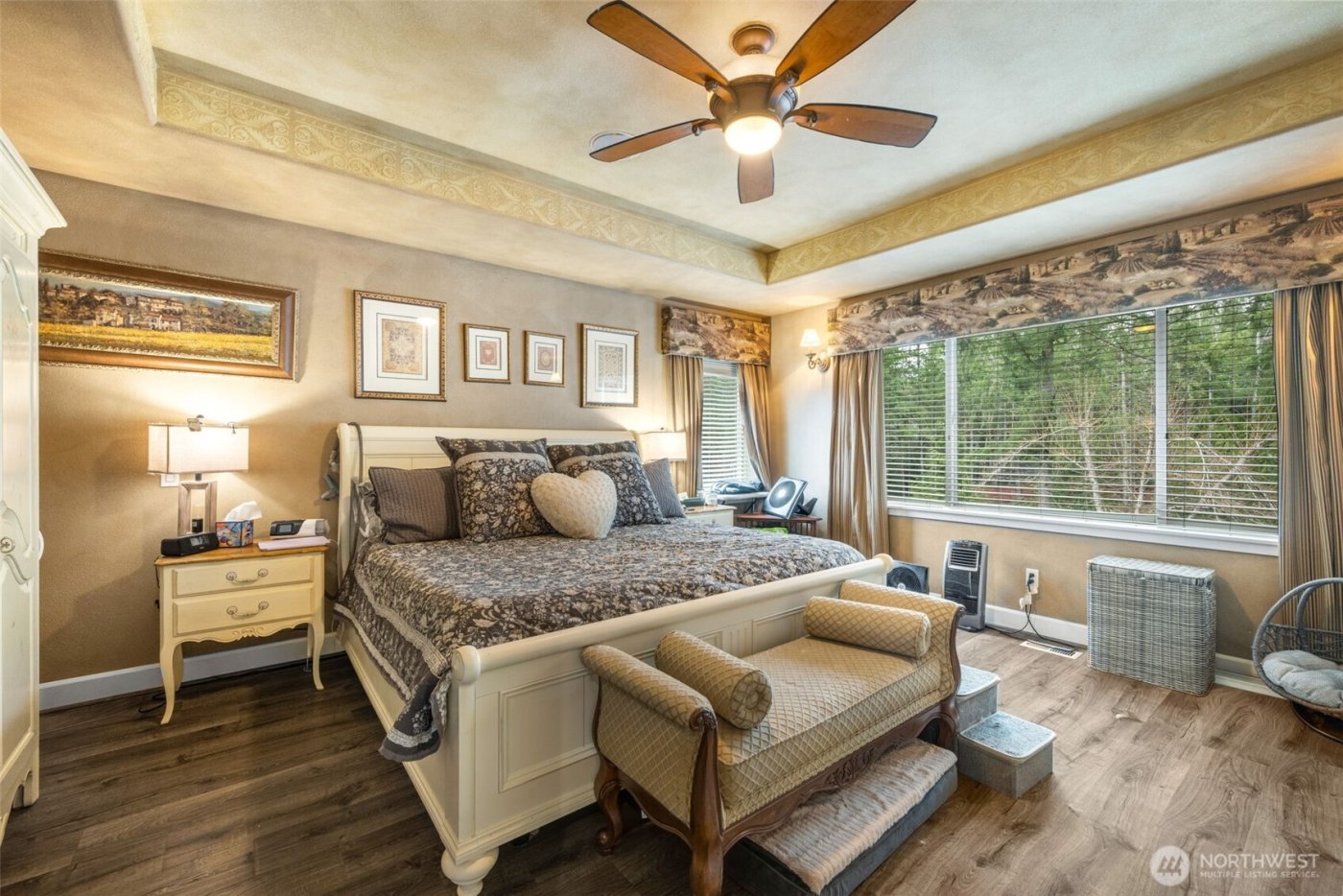 27565 265th Court SE, Ravensdale, WA 98051-8209