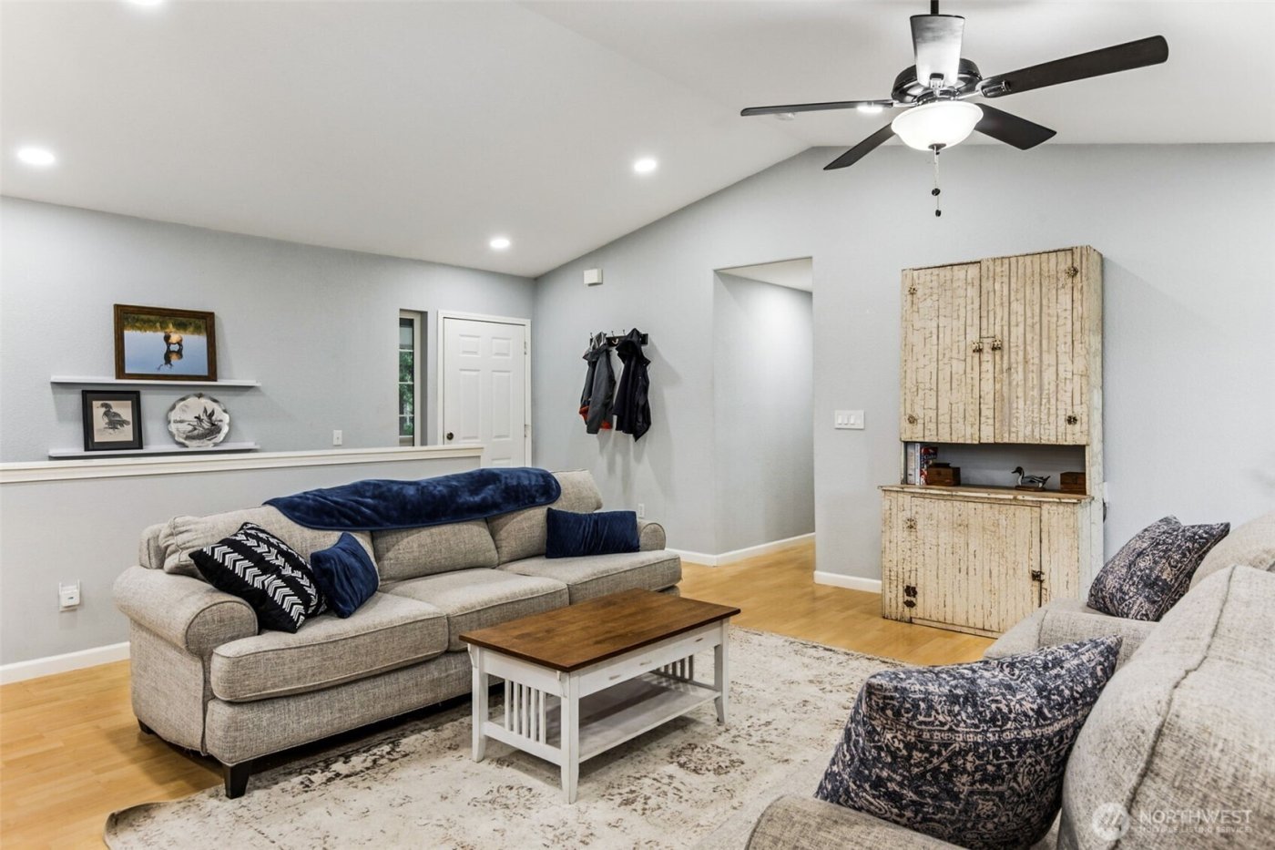 22325 Perimeter Court SE, Yelm, WA 98597