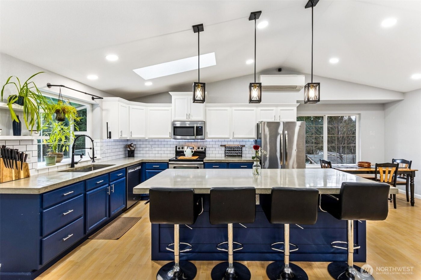 22325 Perimeter Court SE, Yelm, WA 98597