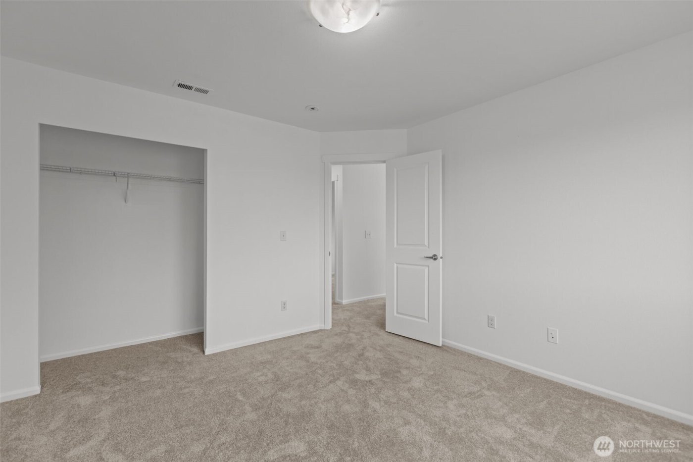 2055 S 263rd Street , Des Moines, WA 98198