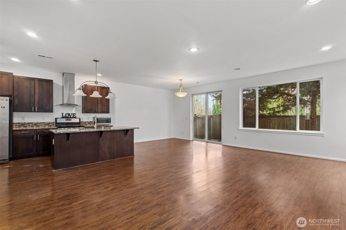 2055 S 263rd Street , Des Moines, WA 98198