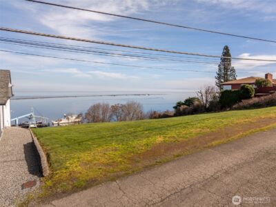 999 W 4th Street , Port Angeles, WA 98363 - Photo 15