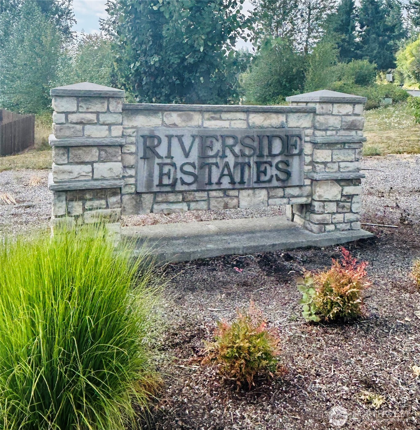 1316 W 17th Avenue , La Center, WA 98629