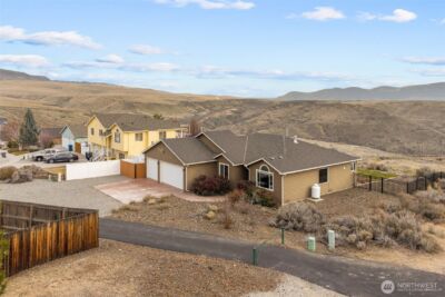 2312 Canyon Hills Drive , East Wenatchee, WA 98802 - Photo 3