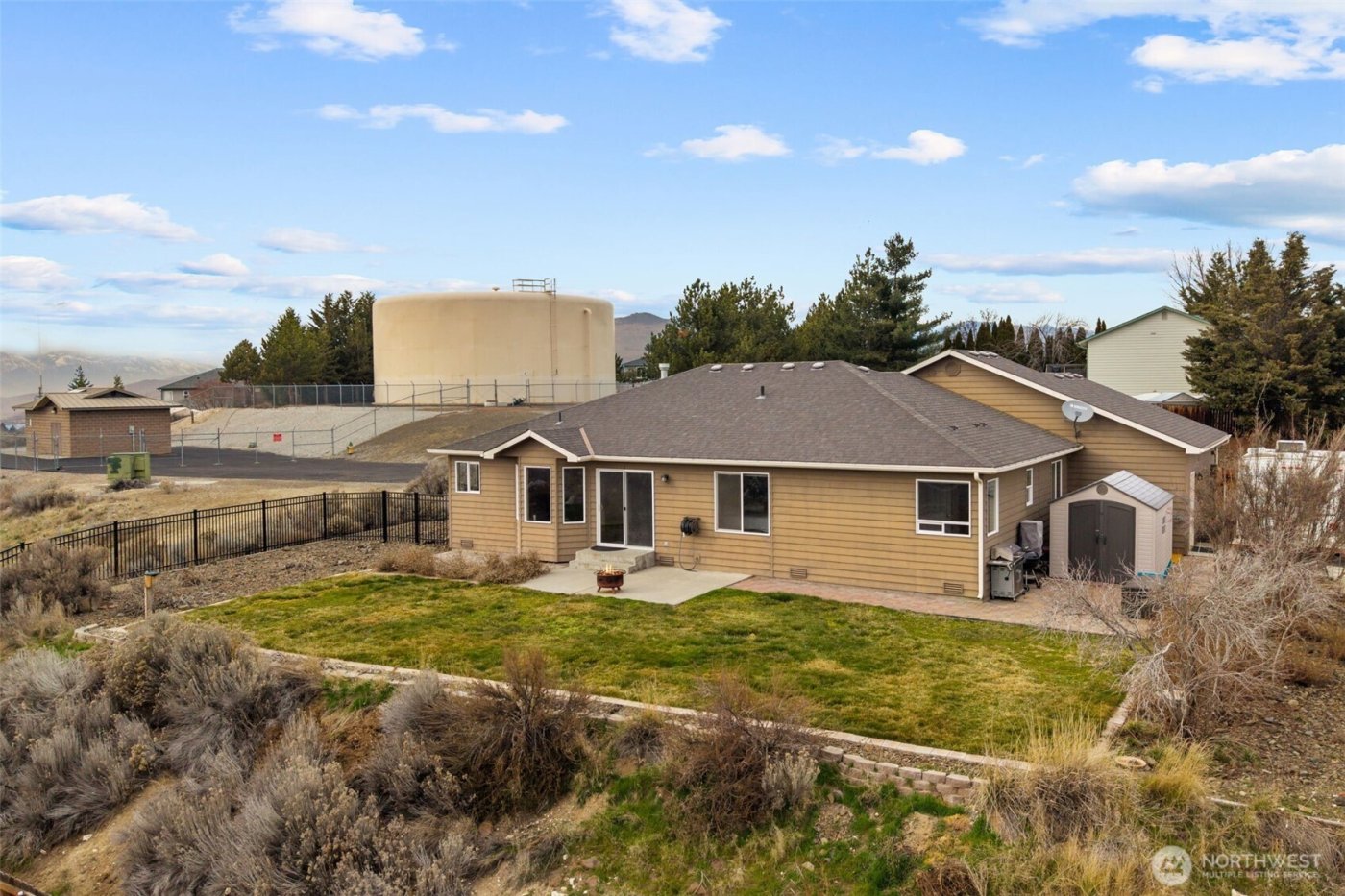 2312 Canyon Hills Drive , East Wenatchee, WA 98802