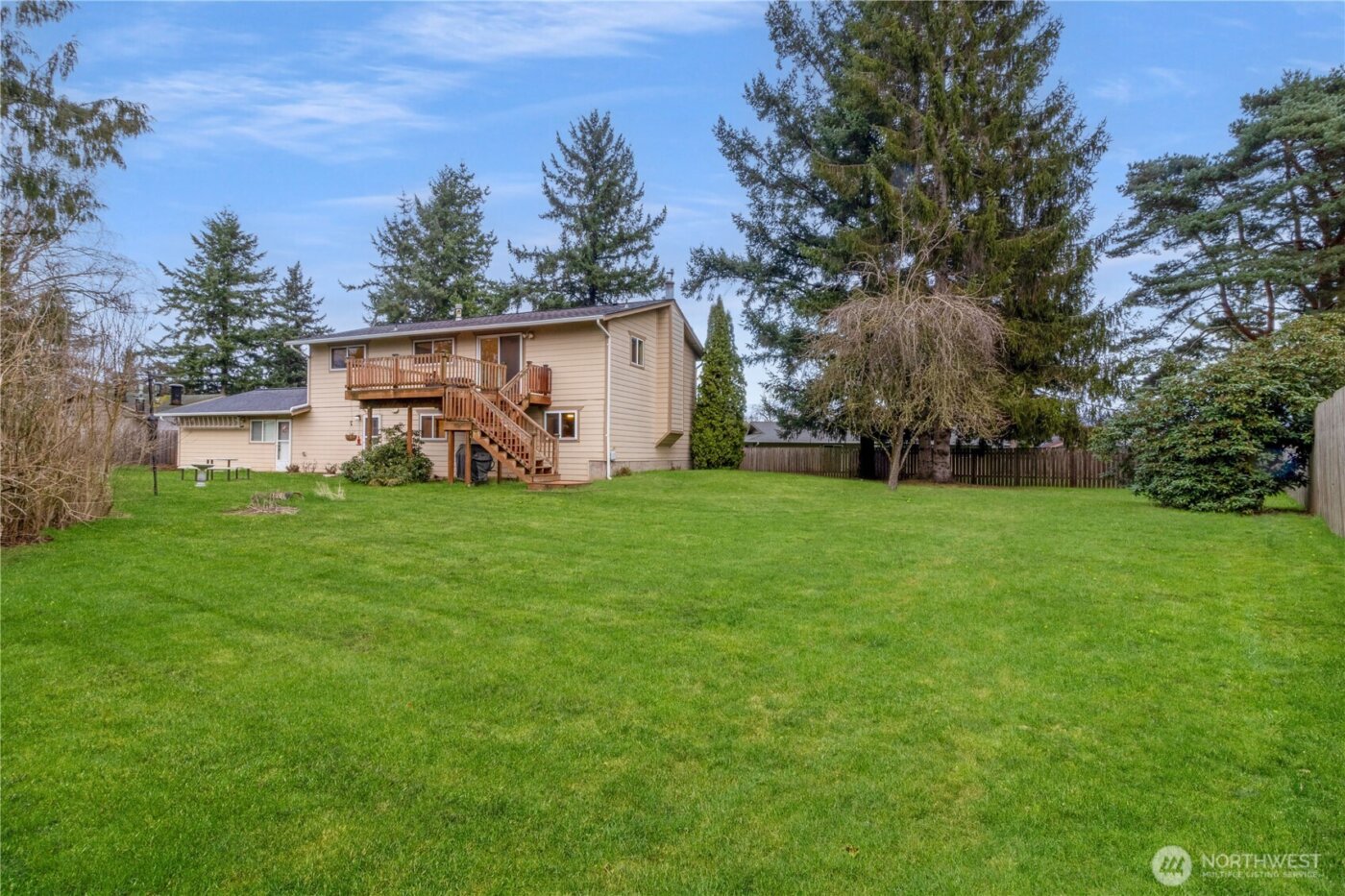 6743 La Bello Drive , Lynden, WA 98264