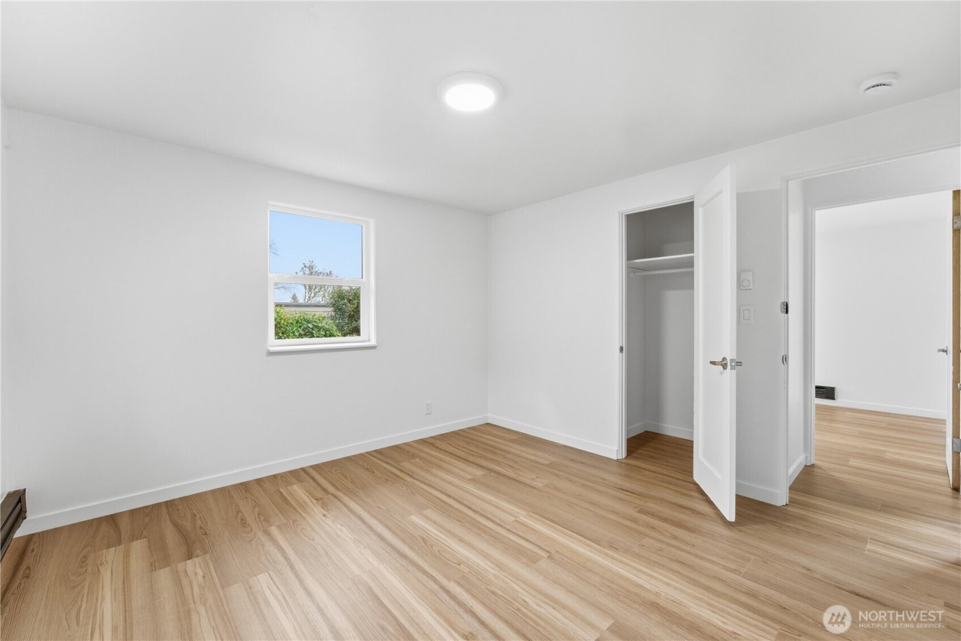 6410 NE 181st Street , Kenmore, WA 98028