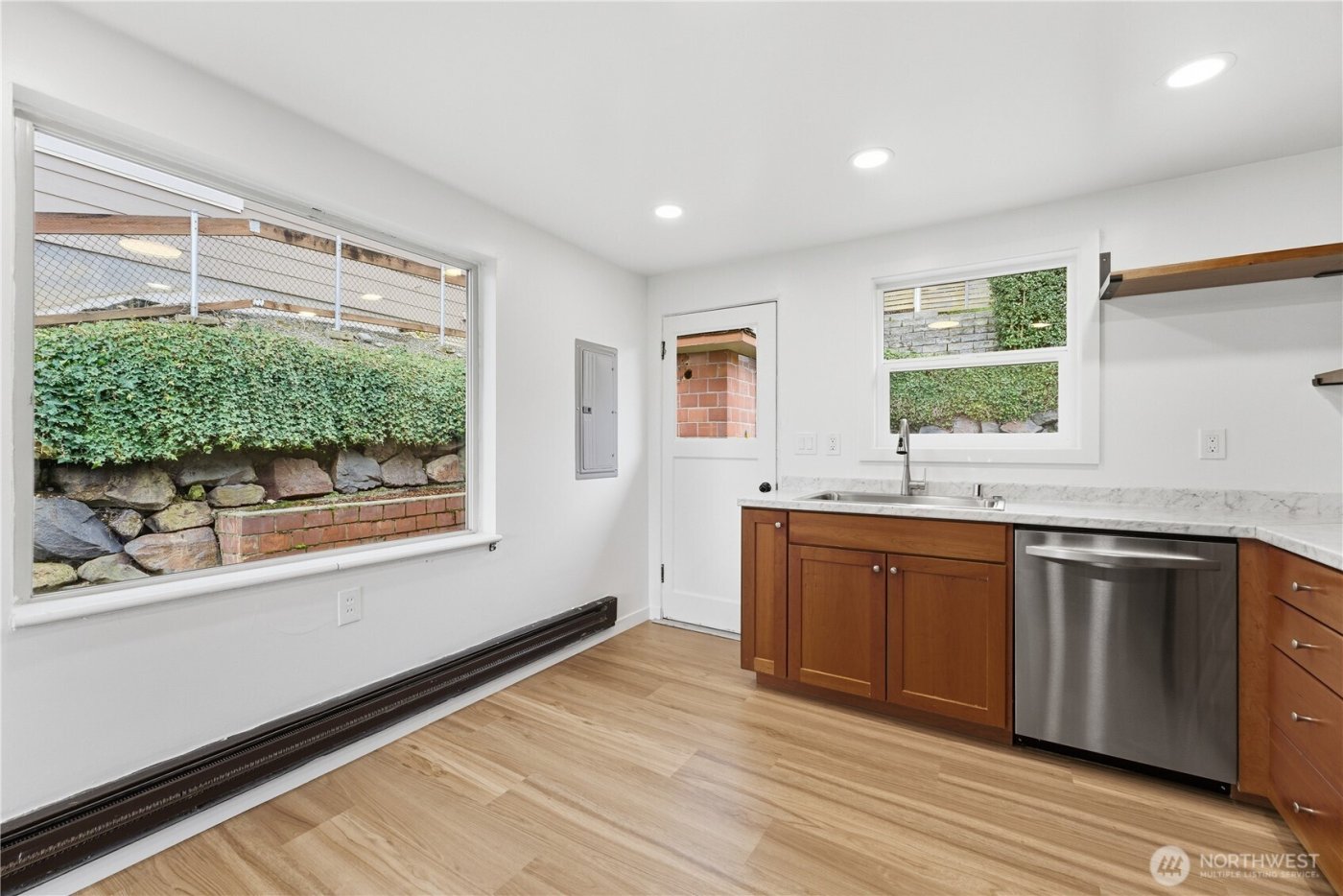 6410 NE 181st Street , Kenmore, WA 98028