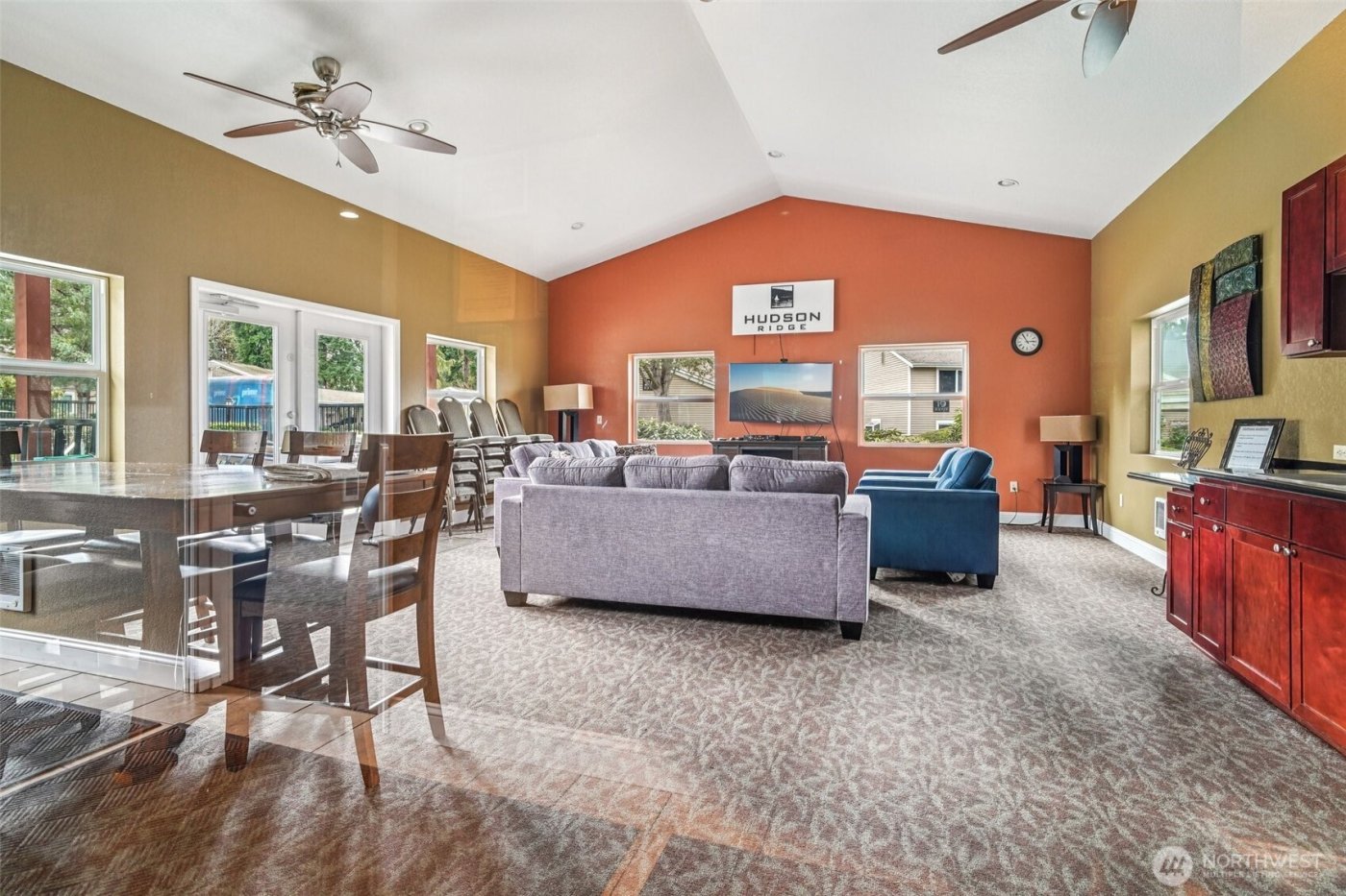 23912 12th Place S #201, Des Moines, WA 98198