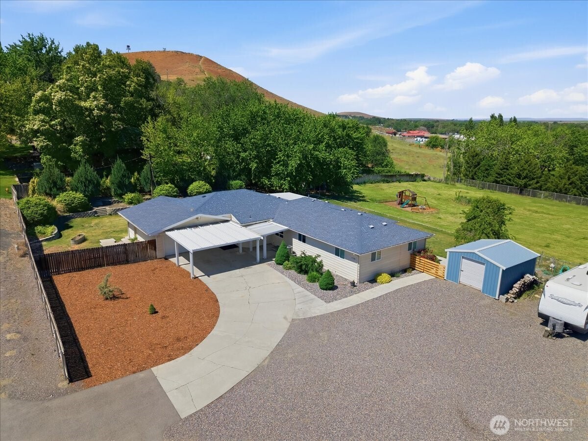 4700 Collins Rd , West Richland, WA 99353