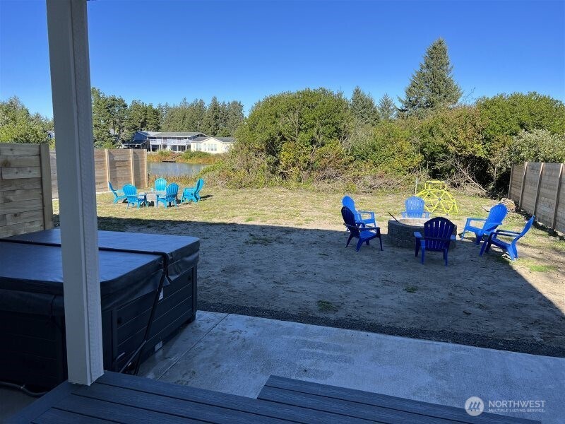 934 Pt. Brown Avenue SE #A & B, Ocean Shores, WA 98569