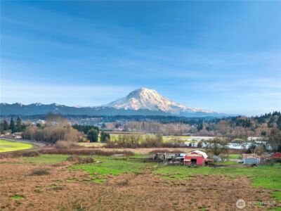 5507 Pioneer Way E, Puyallup, WA 98371 - Photo 11