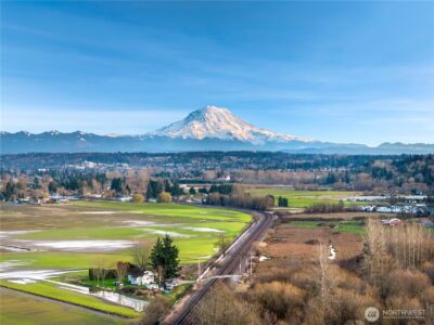 5507 Pioneer Way E, Puyallup, WA 98371 - Photo 12