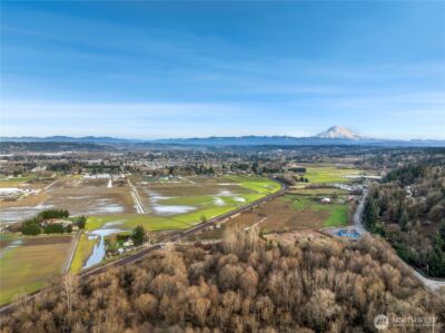 5507 Pioneer Way E, Puyallup, WA 98371 - Photo 13