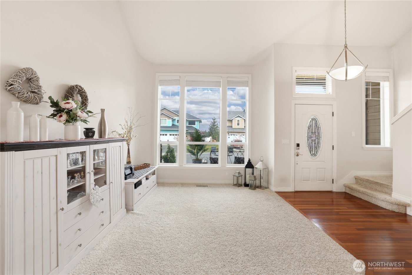 655 Joy Street , Eatonville, WA 98328