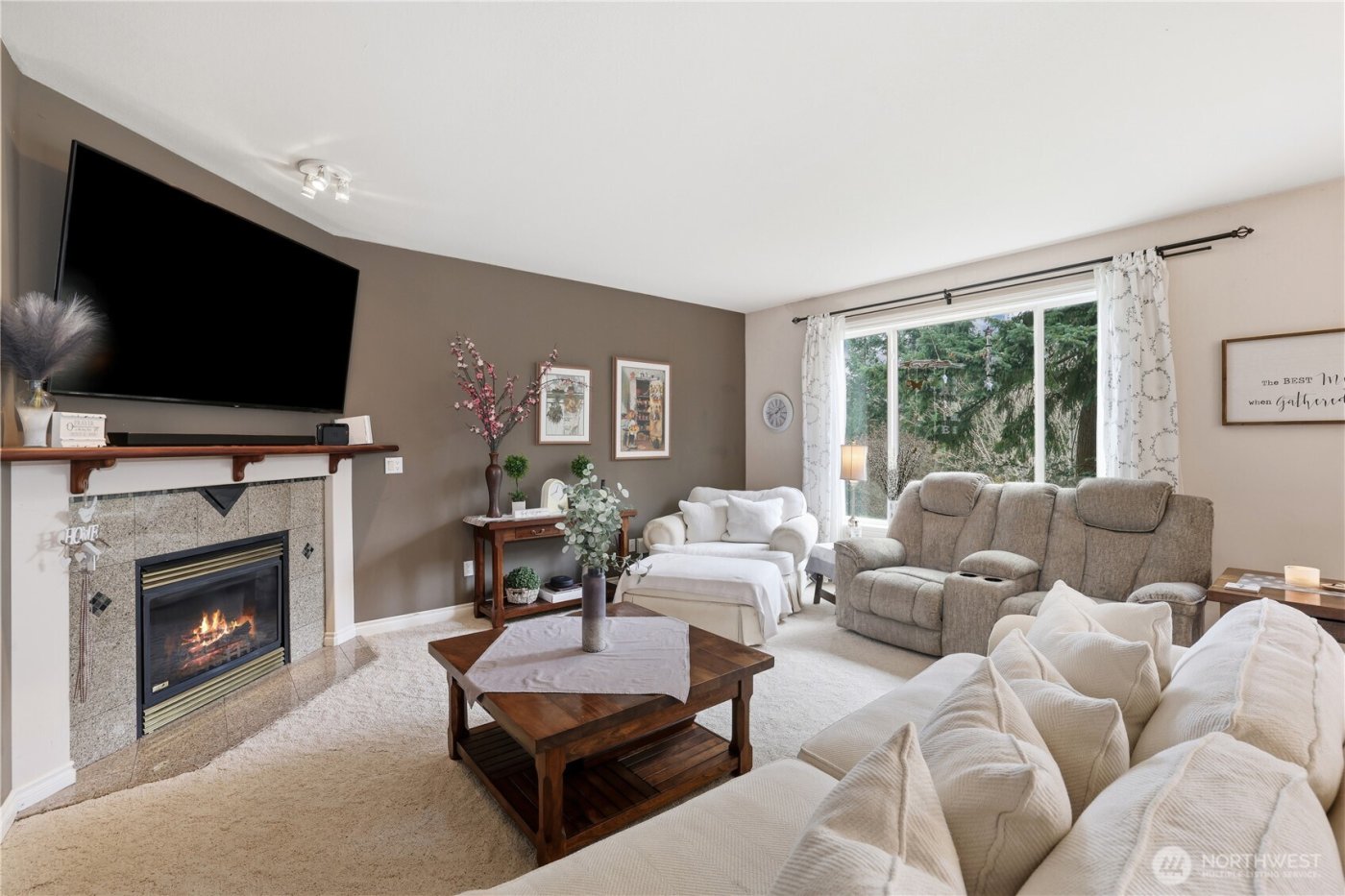 655 Joy Street , Eatonville, WA 98328