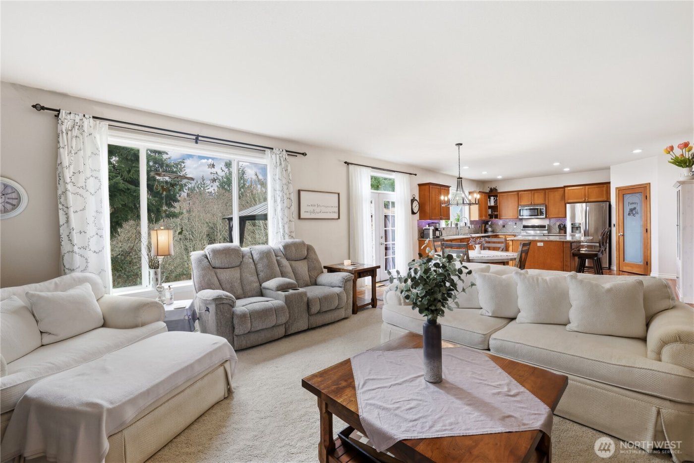 655 Joy Street , Eatonville, WA 98328