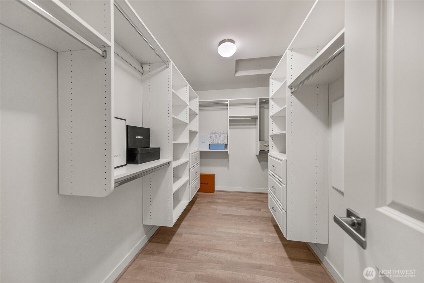 1314 Pine Crest Cir NE , Issaquah, WA 98029