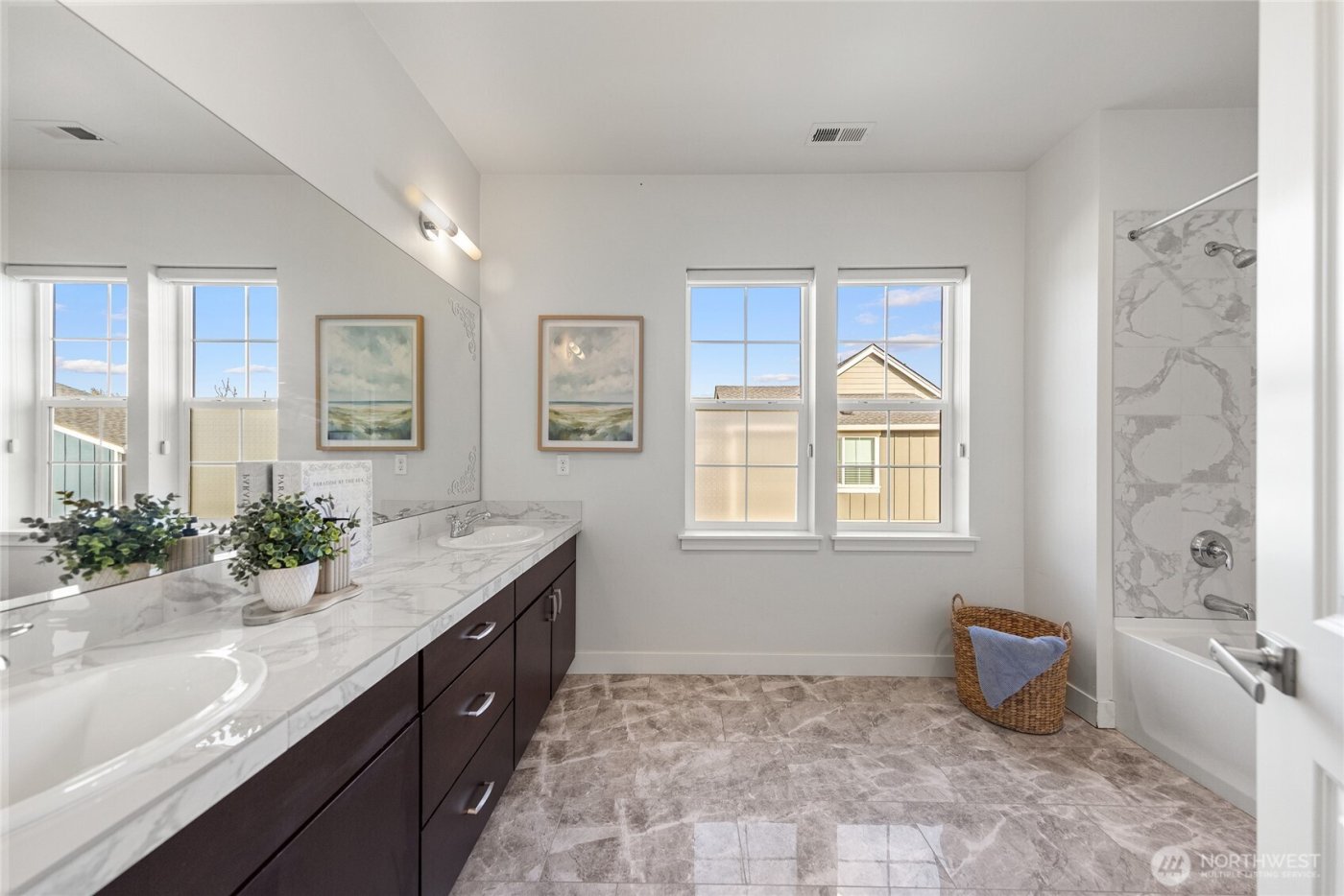 1314 Pine Crest Cir NE , Issaquah, WA 98029