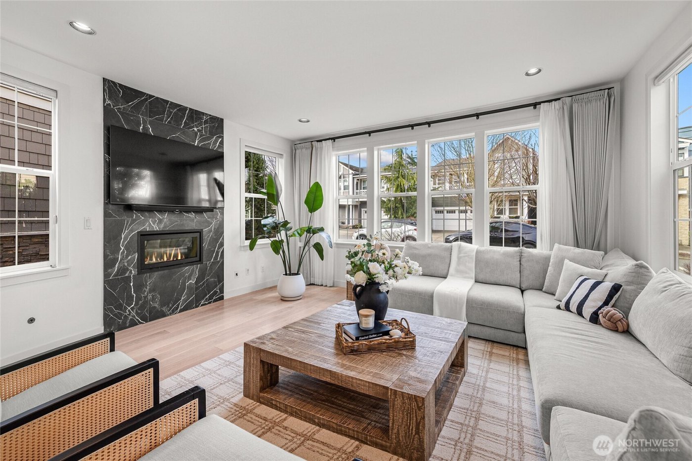 1314 Pine Crest Cir NE , Issaquah, WA 98029