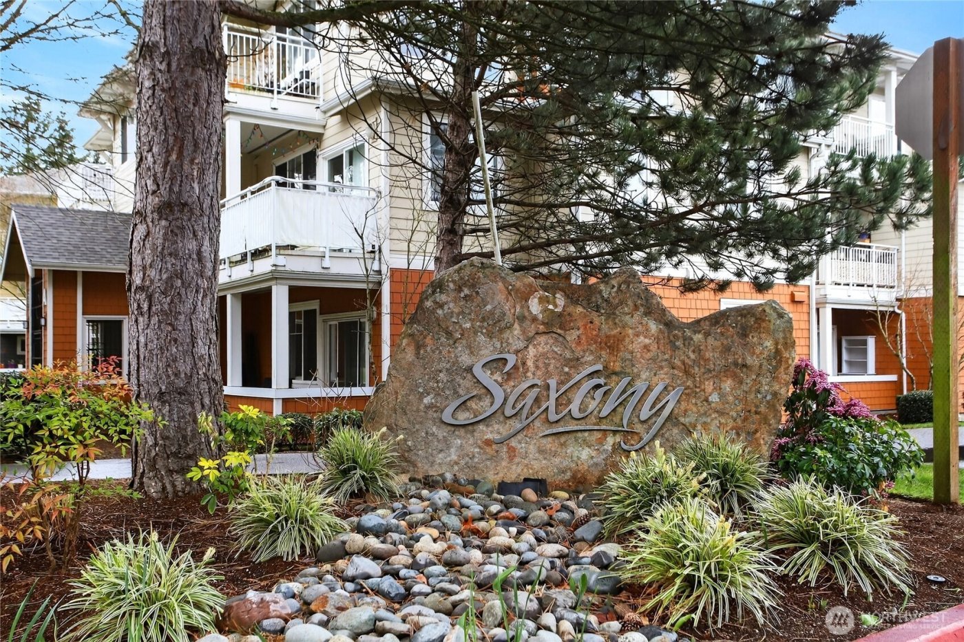 503 225th Lane NE #F101, Sammamish, WA 98074