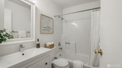 421 Wells Avenue S, Renton, WA 98057 - Photo 24