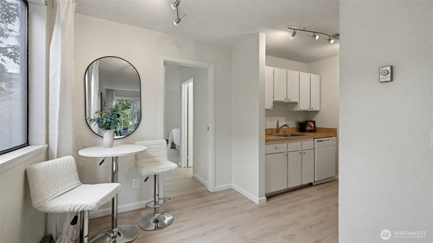 421 Wells Avenue S, Renton, WA 98057