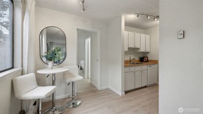 421 Wells Avenue S, Renton, WA 98057 - Photo 10