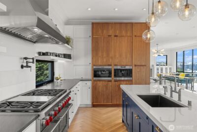 362 Ward Street , Seattle, WA 98109 - Photo 11