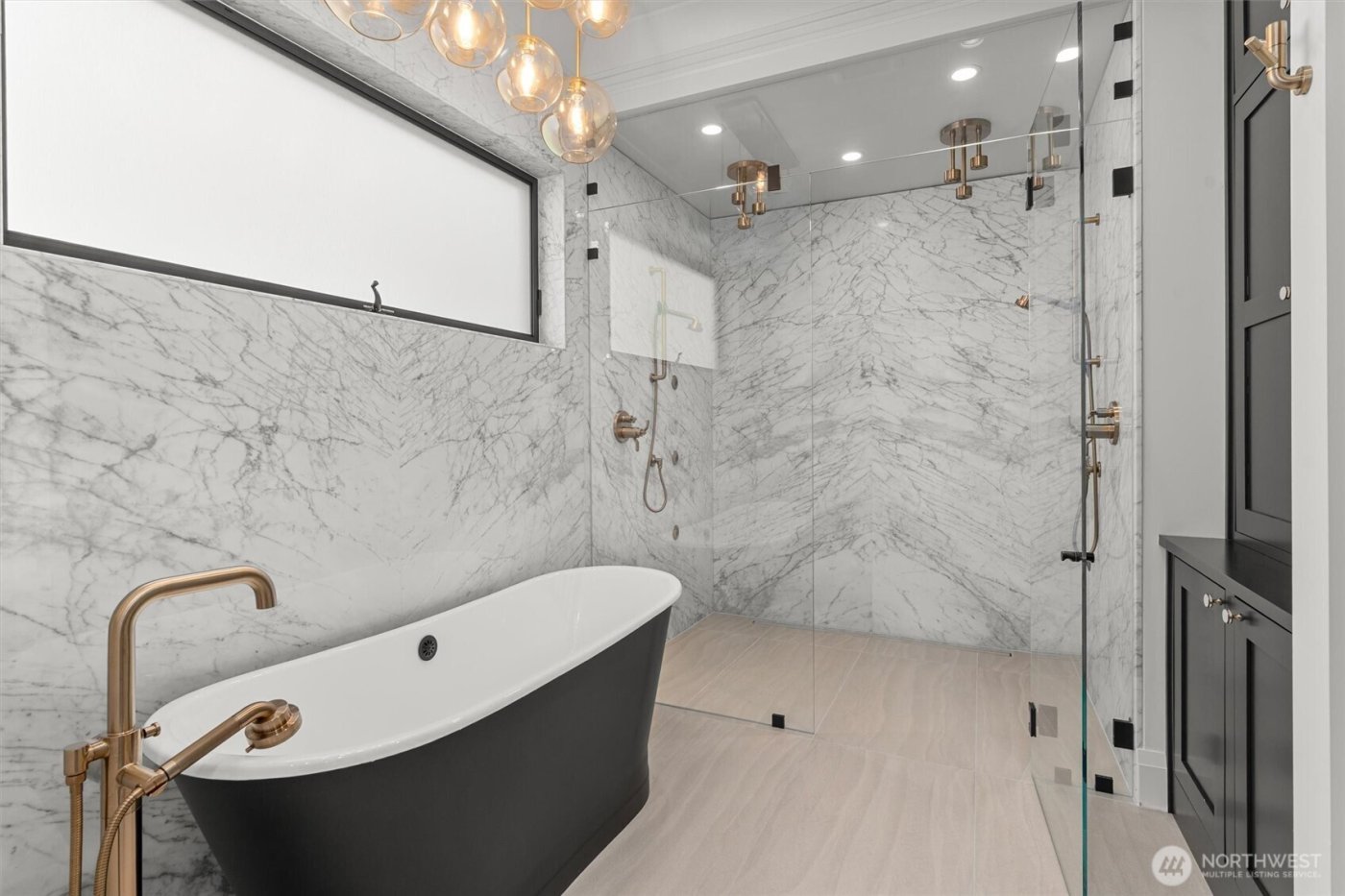 362 Ward Street , Seattle, WA 98109