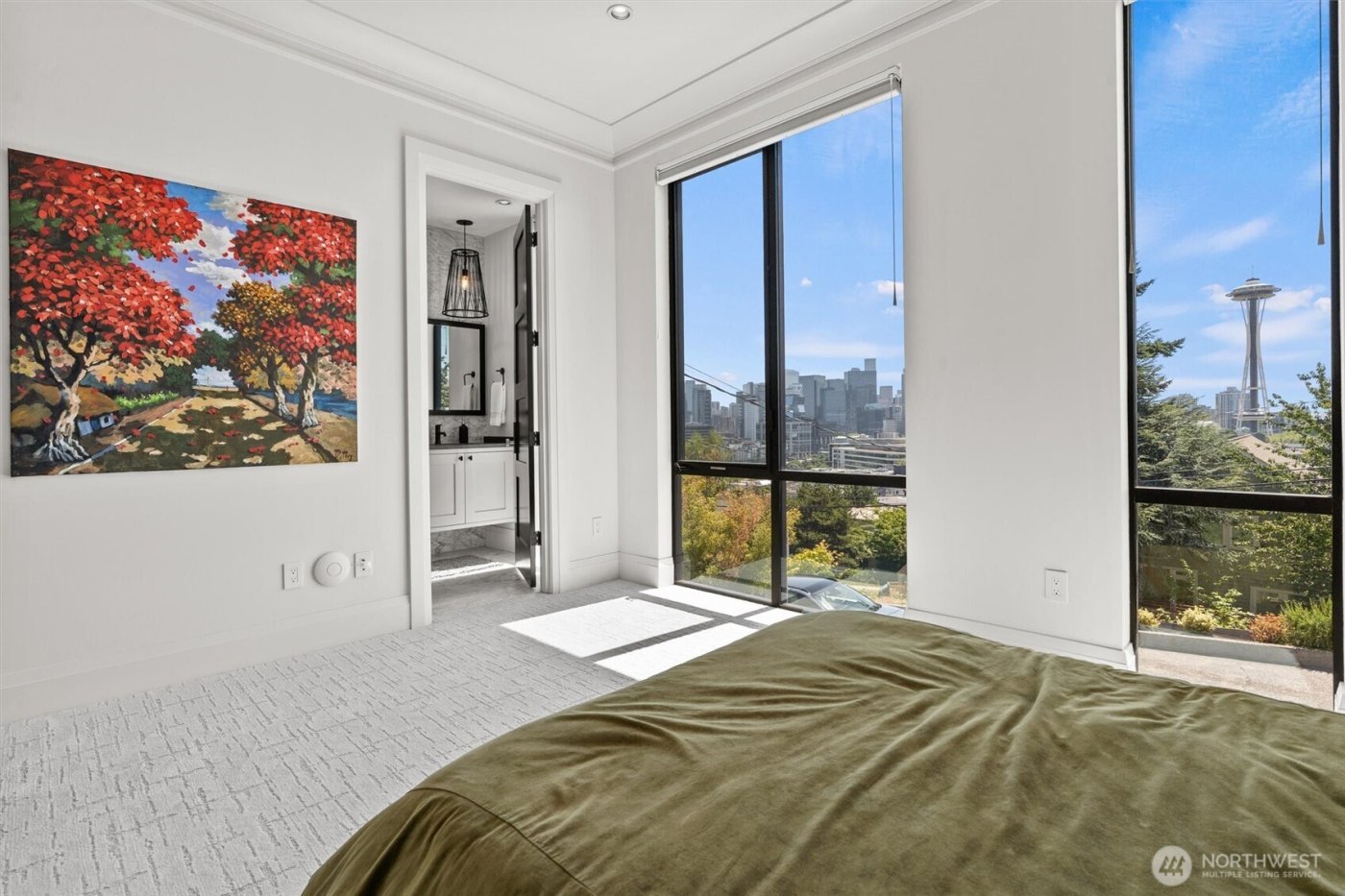 362 Ward Street , Seattle, WA 98109