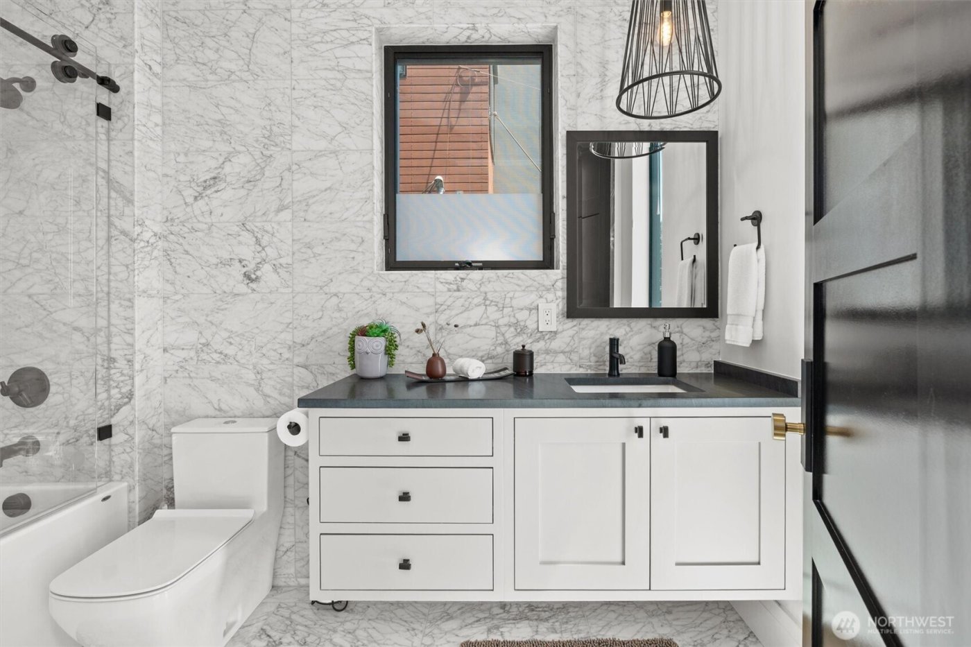 362 Ward Street , Seattle, WA 98109