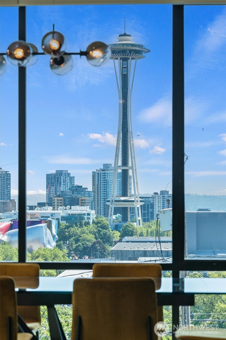 362 Ward Street , Seattle, WA 98109