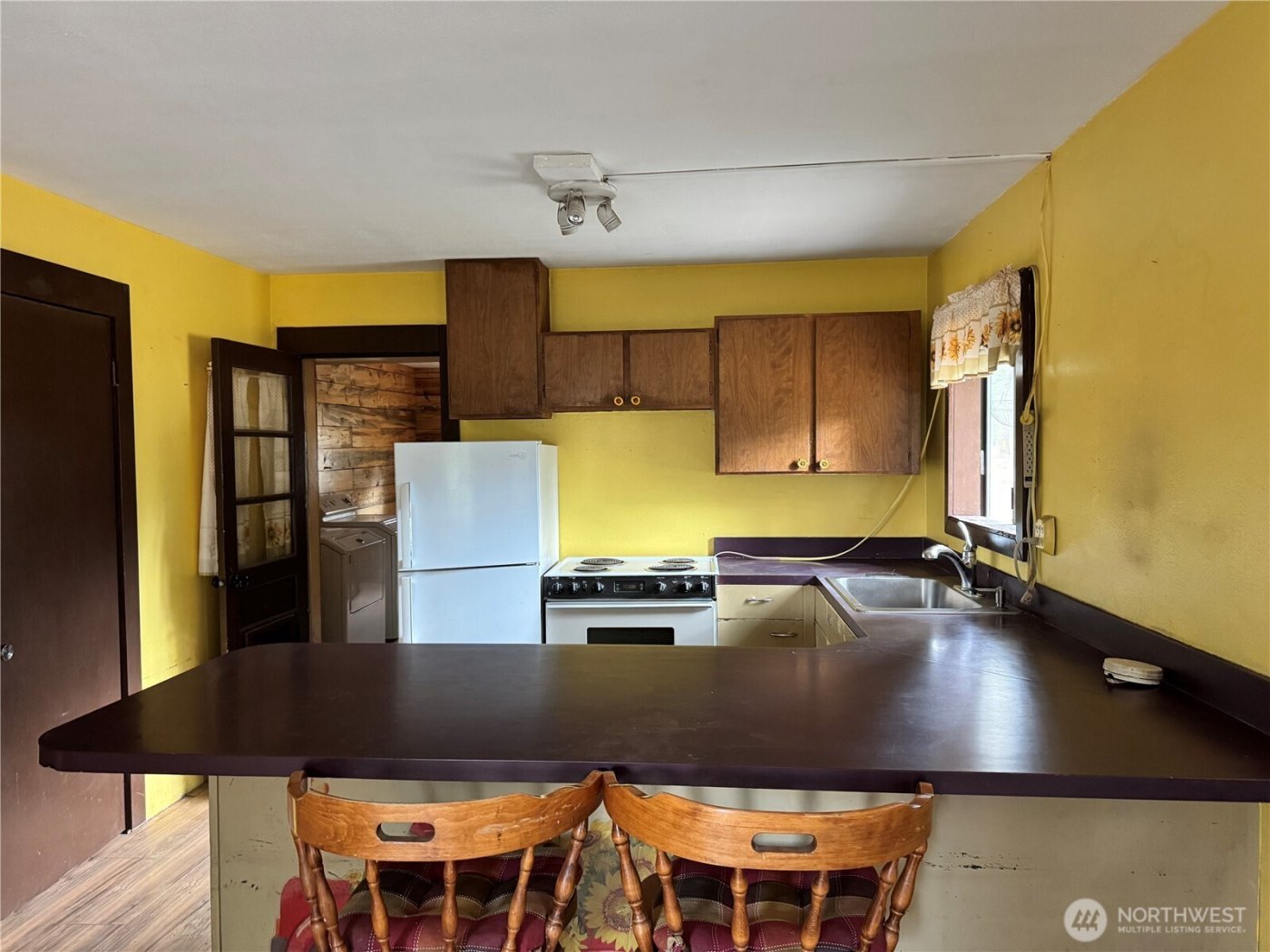 13 Rope and Saddle Lane , Tonasket, WA 98855