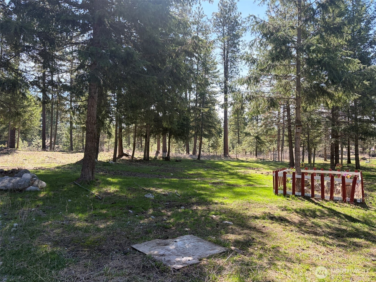 13 Rope and Saddle Lane , Tonasket, WA 98855