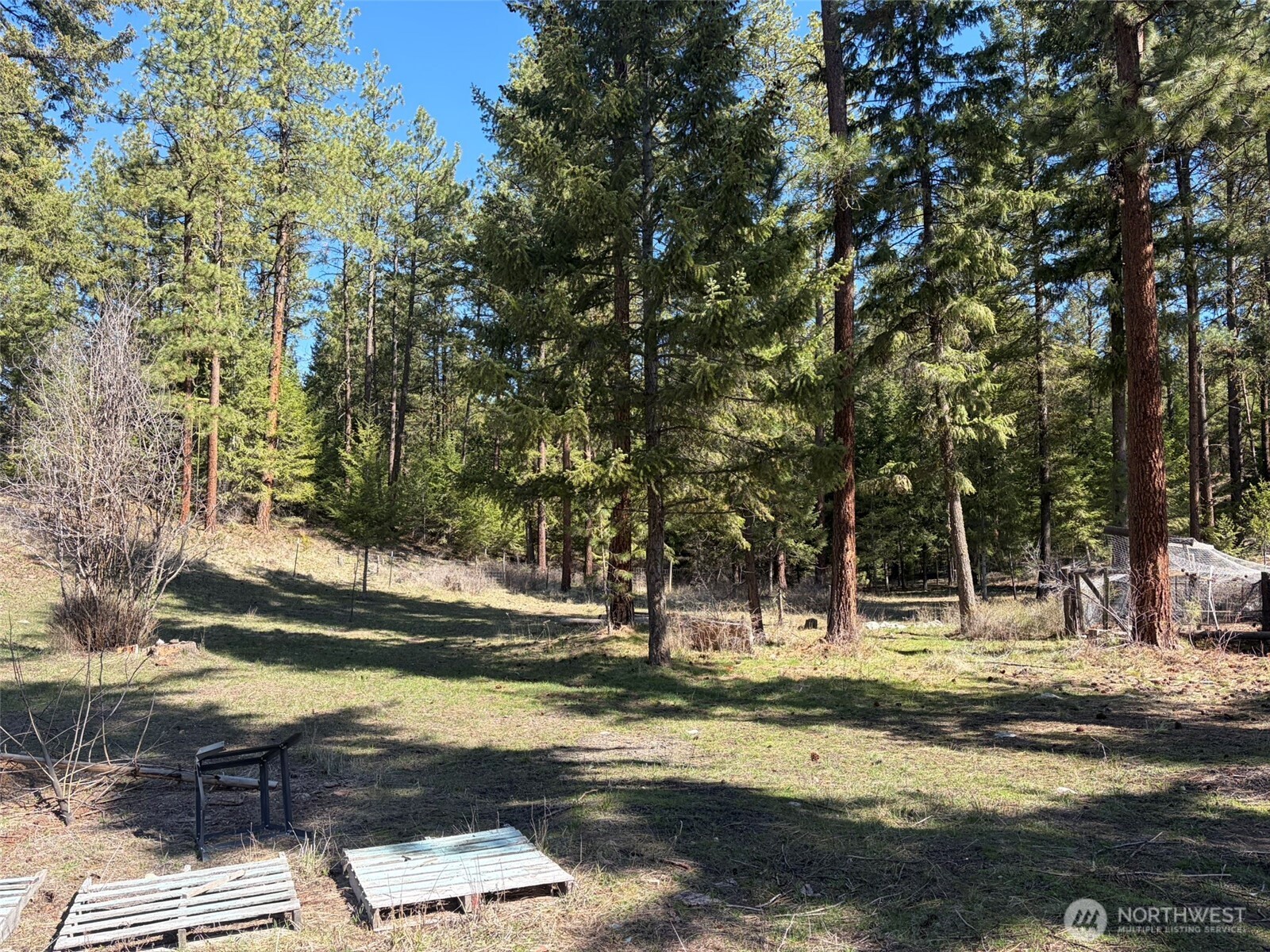 13 Rope and Saddle Lane , Tonasket, WA 98855