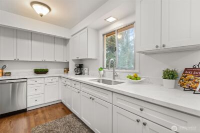 6120 Elaine Court , Bremerton, WA 98312 - Photo 9